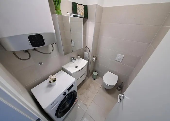 Jacuzzi Panorama شقة زادار