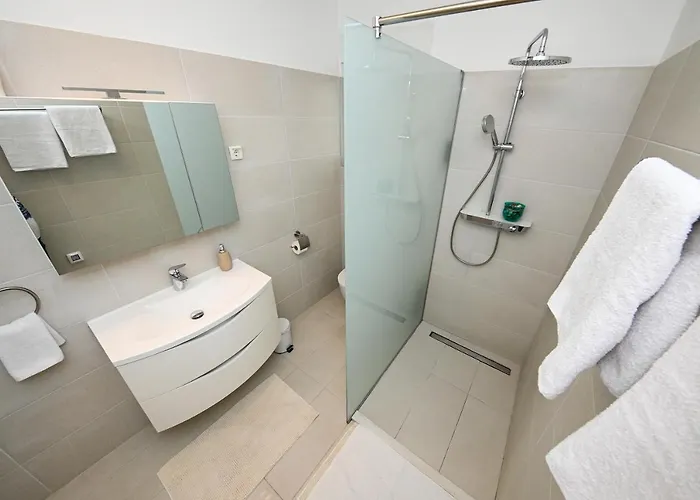 شقة Jacuzzi Panorama *