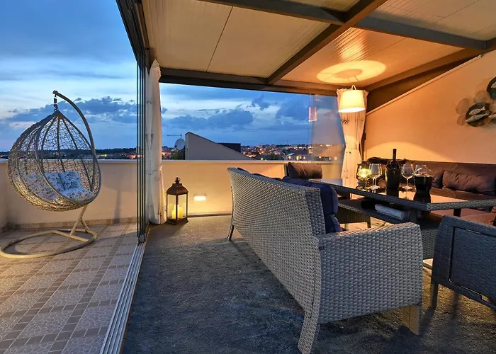 Апартаменты Jacuzzi Panorama *