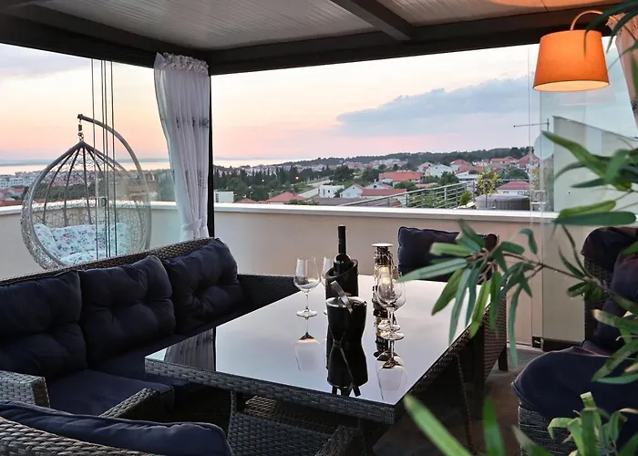 Jacuzzi Panorama شقة *